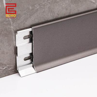 गुणवत्ता  Aluminium Skirting Board Profiles Waterproof Skirting Baseboard Covers फैक्टरी